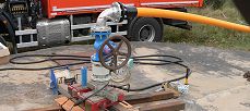Pumpversuchsaufbau mit 200 m Kabel-Licht-Lot für zusätzliche Hand-Kontroll-Lotungen